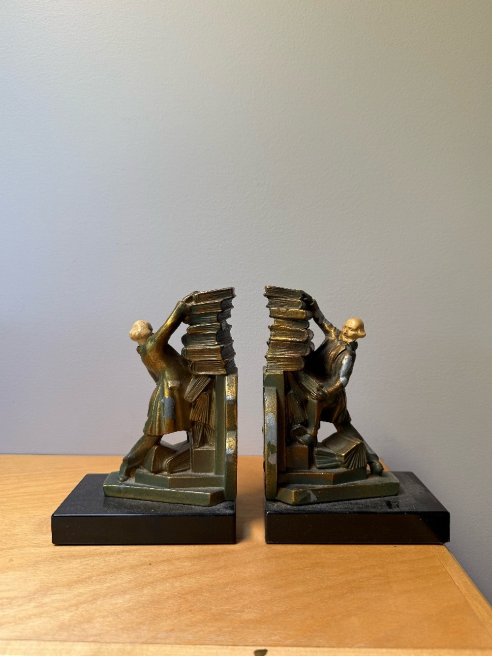 Vintage Decorative Library Bookends – Scholar & Student Reading Books Book Decor